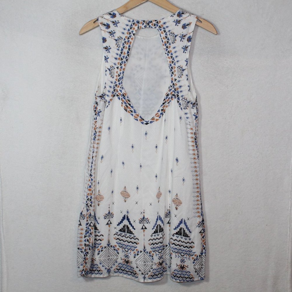 Ecote womens dress size M white printed cutout back mini shift sleeveless casual - Picture 8 of 11